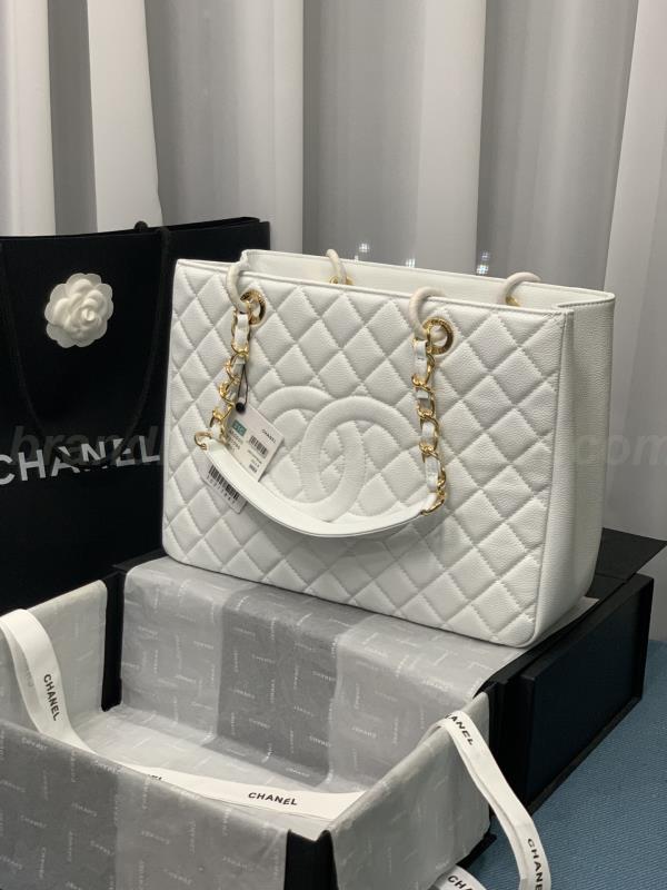 Chanel Handbags 622